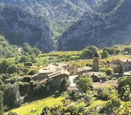 Fenetre Sur Le Ventoux La Clue Inn Plaisians